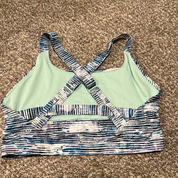 Lululemon bra size 10 - Picture 4 of 5